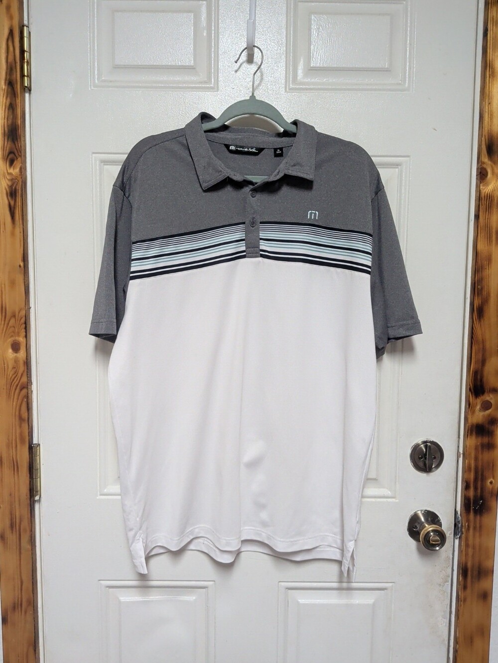 Travis Mathew Men's short sleeve polo shirt Men's XL Golf Outdoor, FLAWS!